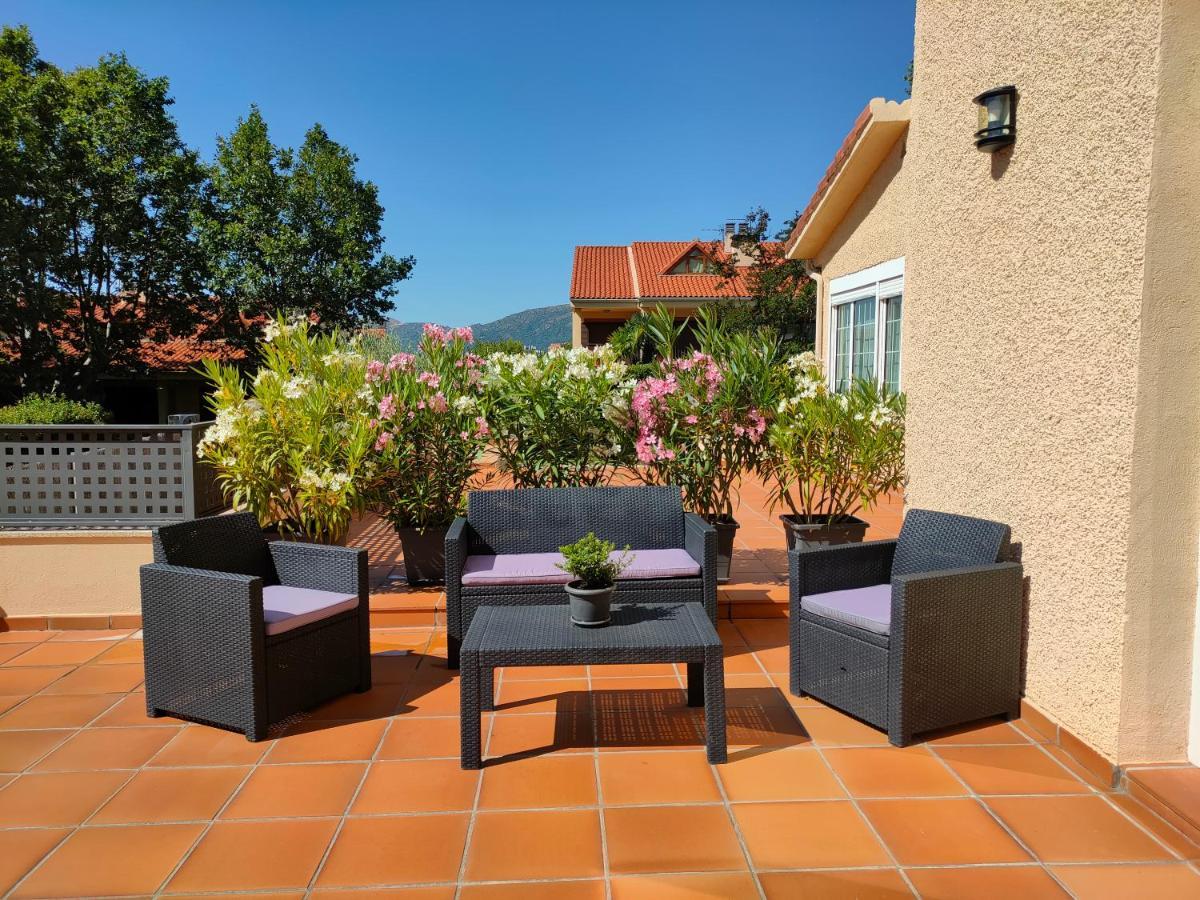 Chalet Loft Abantos - 120m2 más Terraza y Jardín Independiente San Lorenzo de El Escorial Exterior foto