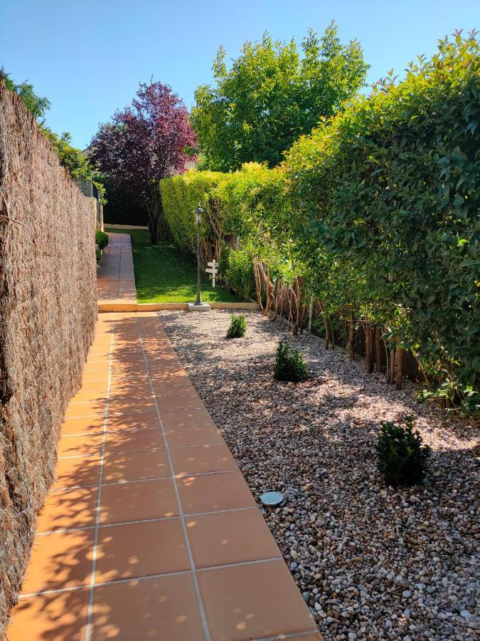 Chalet Loft Abantos - 120m2 más Terraza y Jardín Independiente San Lorenzo de El Escorial Exterior foto